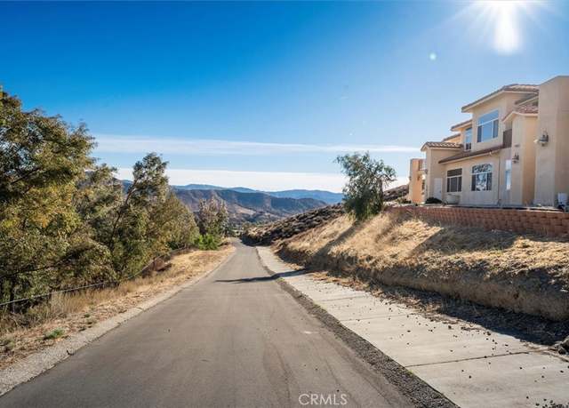 Property at 9455 Hierba Rd, Agua Dulce, CA 91390, 5 beds, 5 baths