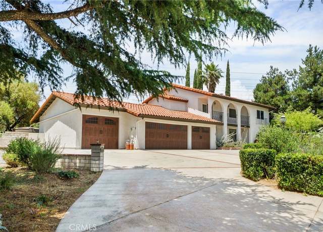 Property at 4527 Mockingbird Ln, Banning, CA 92220, 3 beds, 2.5 baths