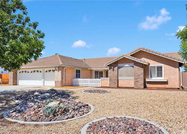 Property at 13950 High Falls Trl, Apple Valley, CA 92307, 4 beds, 3 baths