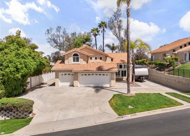 Property at 30418 Colina Verde St, Temecula, CA 92592, 3 beds, 2.5 baths