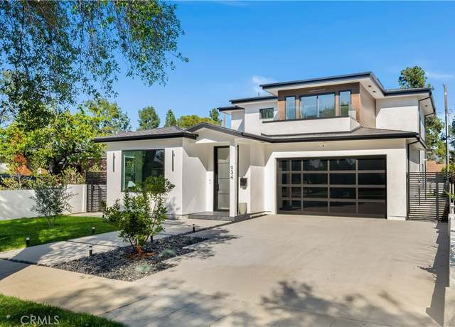 Property at 934 N Fairview St, Burbank, CA 91505, 4 beds, 3 baths