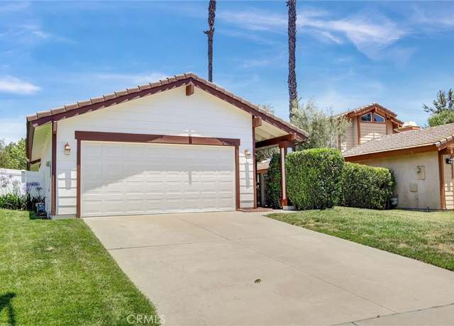 Property at 41555 Avenida De La Reina, Temecula, CA 92592, 2 beds, 2 baths