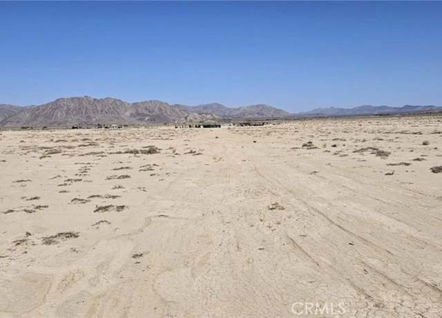 Property at 800 Lincoln Ave, Lucerne Valley, CA 92356