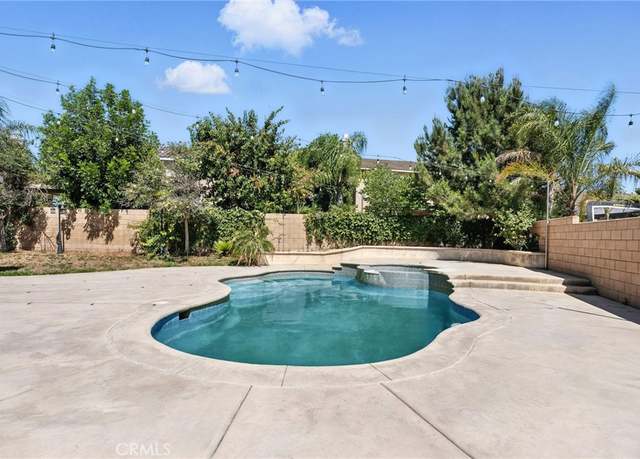 Property at 14253 Wolfhound St, Eastvale, CA 92880, 5 beds, 3 baths