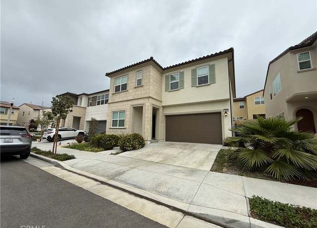 Property at 19256 Merryweather Dr, Canyon Country, CA 91351, 5 beds, 4 baths