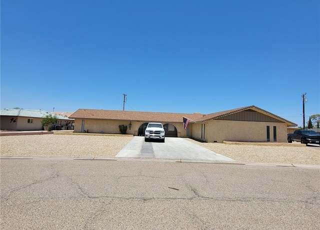 Property at 1154 Catalina Dr, Blythe, CA 92225, 3 beds, 2.5 baths