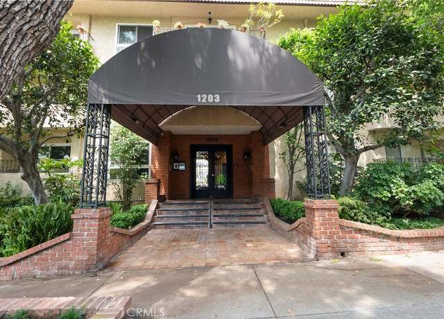 Property at 1203 N Sweetzer Ave #211, West Hollywood, CA 90069, 1 bed, 1 bath