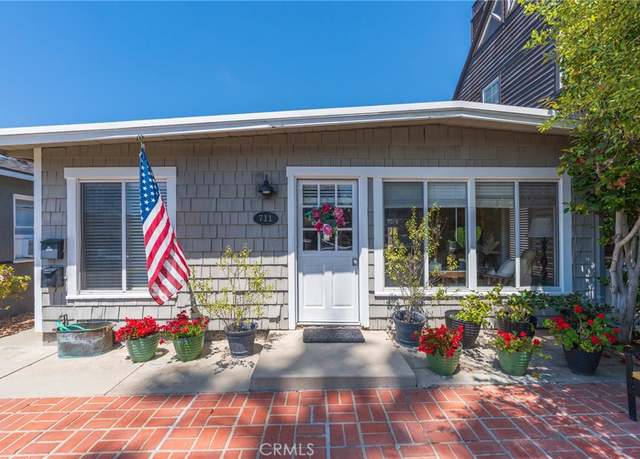 Property at 711 Goldenrod Ave, Corona Del Mar, CA 92625, 3 beds, 1 bath