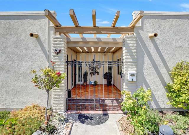 Property at 2262 Via Puerta Unit A, Laguna Woods, CA 92637, 2 beds, 2 baths