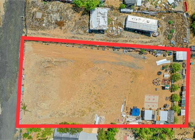Property at 26345 Kelly Ln, Homeland, CA 92548