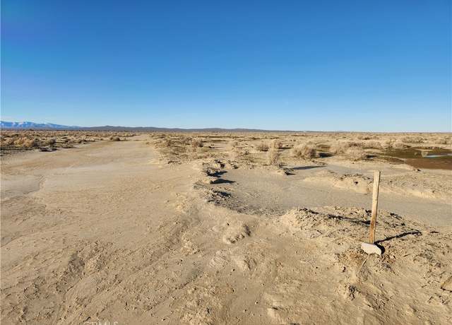 Property at 2-AC D2/45 St E, Lancaster, CA 93535