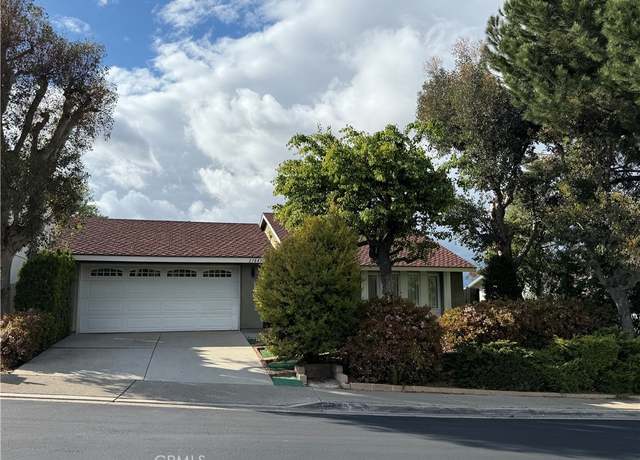 Property at 21841 Zuni Dr, Lake Forest, CA 92630, 4 beds, 2.5 baths