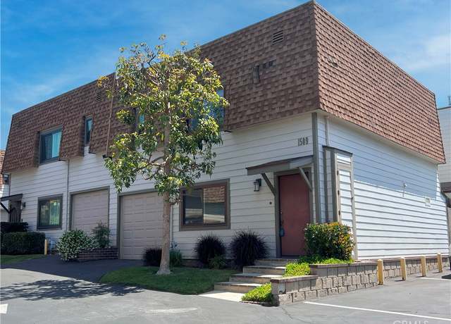 Property at 1509 E 23rd St Unit A, Signal Hill, CA 90755, 2 beds, 2.5 baths