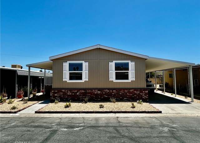 Property at 2205 W Acacia Ave #195, Hemet, CA 92545, 4 beds, 2 baths