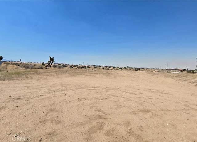 Property at 90169-SF Palm St, Oak Hills, CA 92344