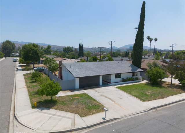 Property at 25411 Cottage Ave, Loma Linda, CA 92354, 4 beds, 2 baths