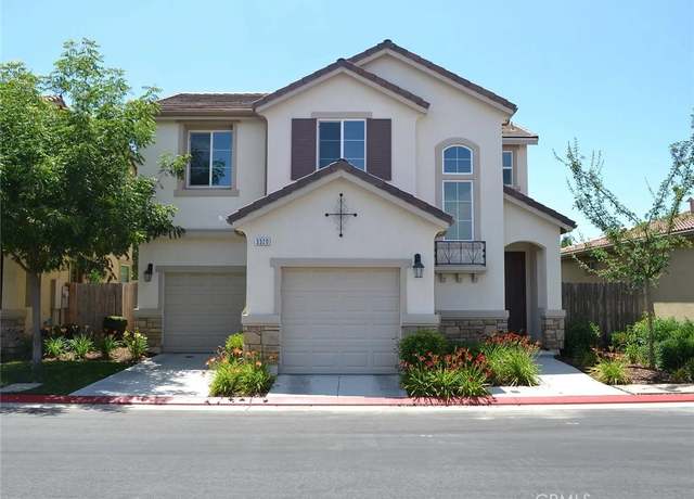 Property at 3320 Monterosa Ln, Clovis, CA 93619, 2 beds, 2.5 baths