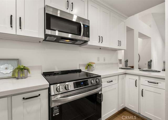 Property at 4 Woodlake, Irvine, CA 92604, 2 beds, 2 baths