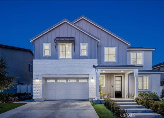 Property at 28524 Songbird Way, Saugus, CA 91350, 5 beds, 3.5 baths