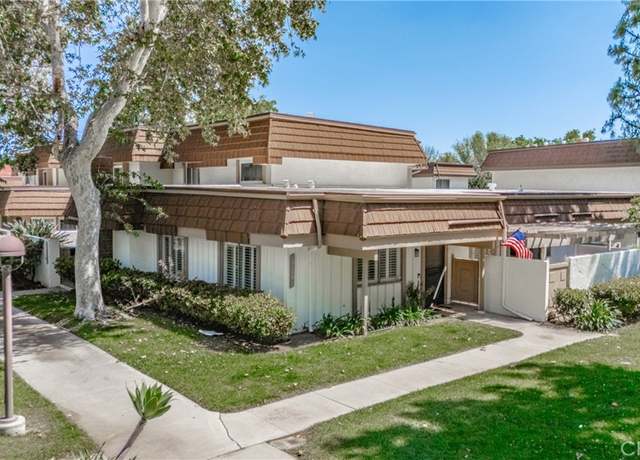 Property at 10100 Larwin Ave #1, Chatsworth, CA 91311, 2 beds, 2 baths