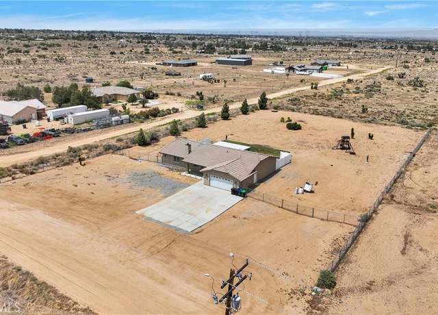 Property at 5824 White Fox Trl, Phelan, CA 92371, 3 beds, 2 baths
