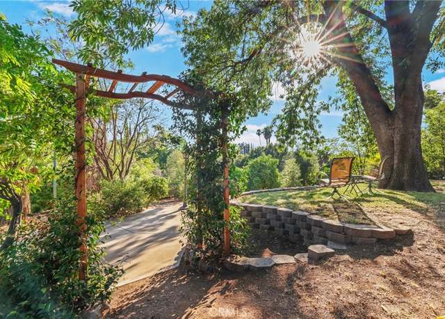 Property at 120 Franklin Ave, Redlands, CA 92373, 4 beds, 3 baths