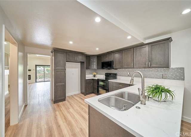 Property at 57 Seaview Dr S, Rolling Hills Estates, CA 90274, 3 beds, 3 baths