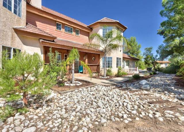 Property at 40405 Avenida Trebolo, Temecula, CA 92592, 4 beds, 2.5 baths