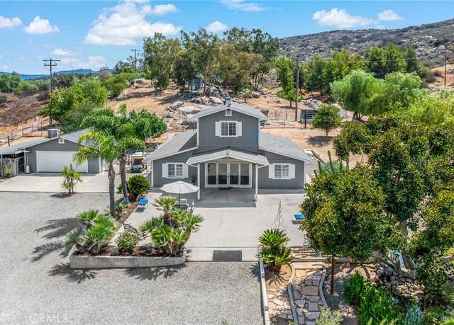 Property at 40555 Benji Ln, Hemet, CA 92544, 2 beds, 3.5 baths