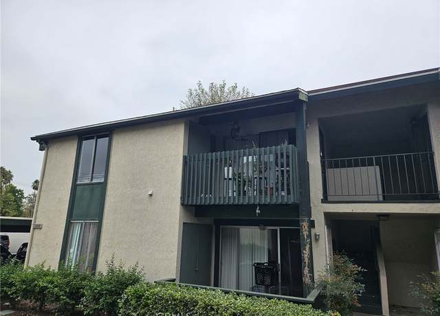 Property at 23240 Orange Ave #2, Lake Forest, CA 92630, 2 beds, 2 baths