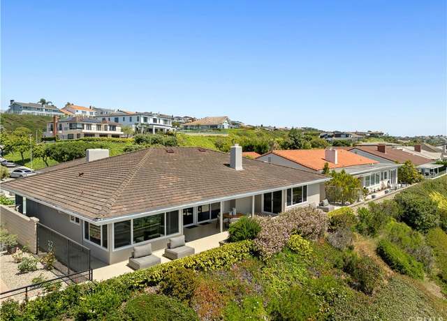Property at 31 Carmel Bay Dr, Corona Del Mar, CA 92625, 4 beds, 2.5 baths