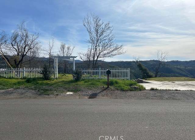Property at 5200 Country Club Dr, Paradise, CA 95969
