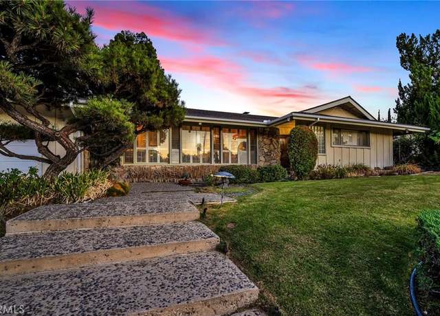 Property at 4614 La Subida Pl, Tarzana, CA 91356, 4 beds, 3 baths
