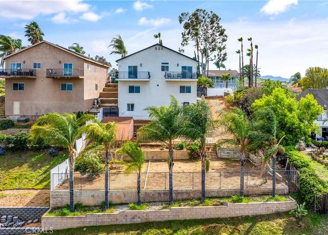 Property at 14286 Meadowlands Dr, Riverside, CA 92503, 5 beds, 3.5 baths