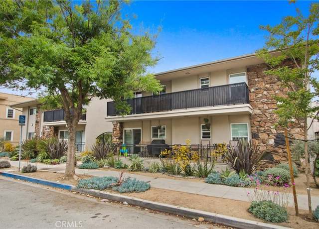 Property at 307 Cherry Ave #5, Long Beach, CA 90802, 1 bed, 1 bath