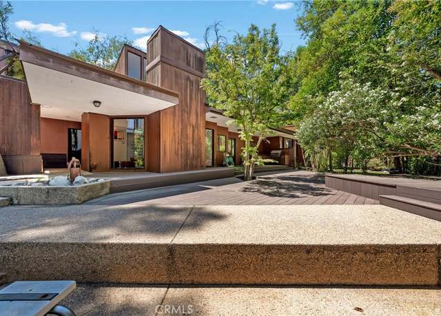 Property at 24865 Long Valley Rd, Hidden Hills, CA 91302, 4 beds, 5 baths
