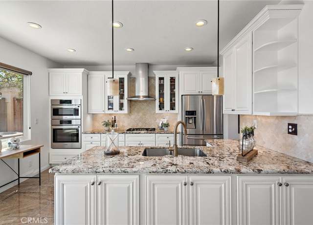 Property at 52 Via Brida, Rancho Santa Margarita, CA 92688, 4 beds, 2.5 baths
