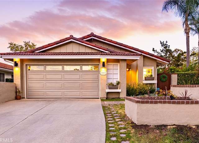 Property at 25065 Sunset Pl W, Laguna Hills, CA 92653, 3 beds, 2 baths