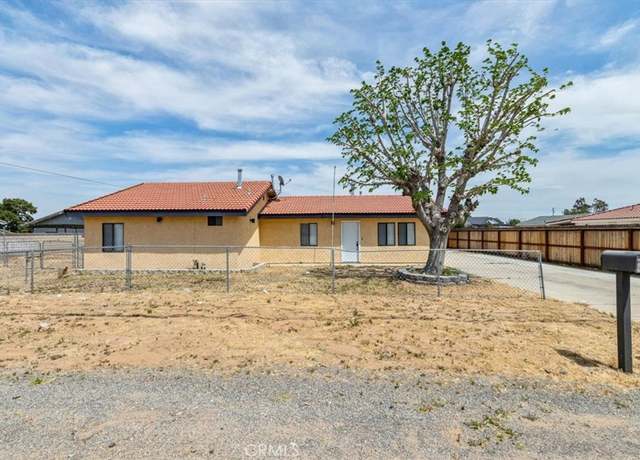 Property at 43324 45th St W, Lancaster, CA 93536, 3 beds, 3 baths