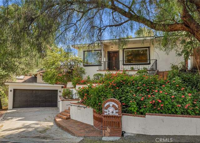Property at 4352 Saltillo St, Woodland Hills, CA 91364, 2 beds, 1 bath