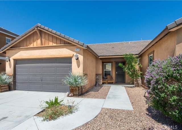 Property at 44255 Cajun St, Lancaster, CA 93535, 3 beds, 2 baths