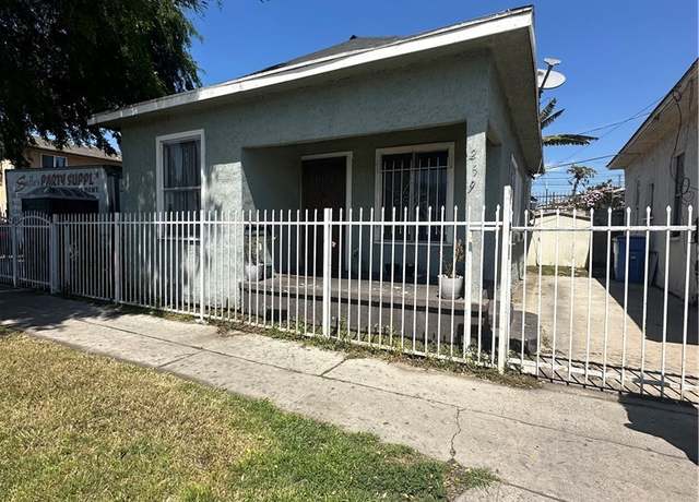 Property at 259 E 84th Pl, Los Angeles, CA 90003, 7 beds, 3 baths