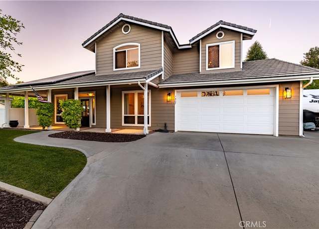 Property at 1307 Crown Way, Paso Robles, CA 93446, 3 beds, 3 baths