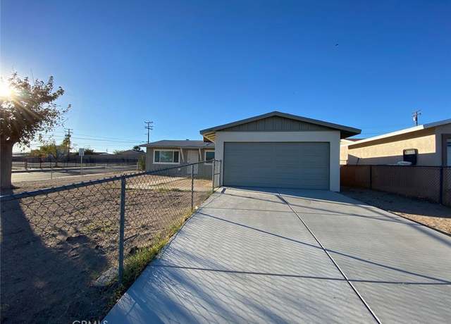 Property at 1544 Armory Rd, Barstow, CA 92311, 3 beds, 2 baths