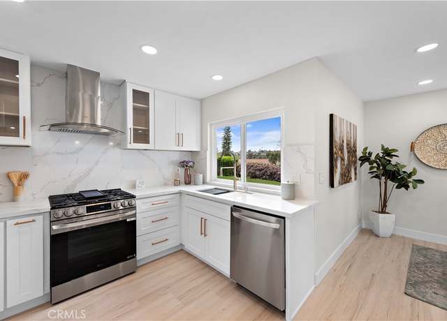 Property at 27751 Via Lorca, Mission Viejo, CA 92692, 2 beds, 2 baths
