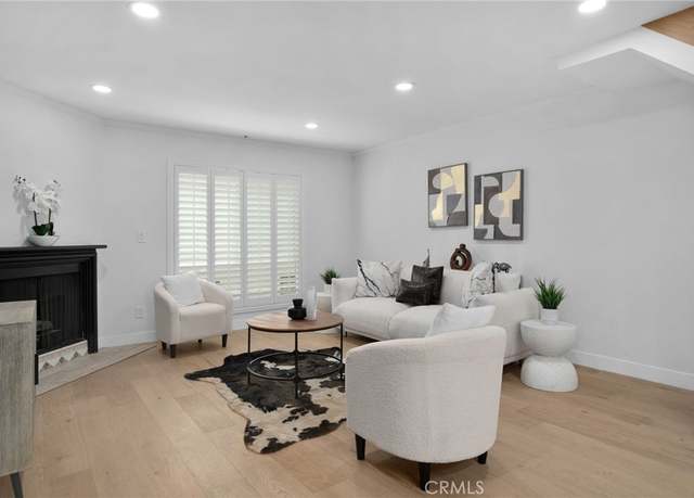 Property at 11119 Camarillo St Toluca Lake #104, North Hollywood, CA 91602, 2 beds, 2.5 baths
