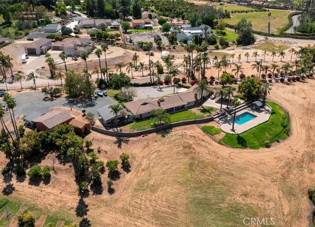 Property at 1525 Heather Ln, Riverside, CA 92504, 3 beds, 2.5 baths