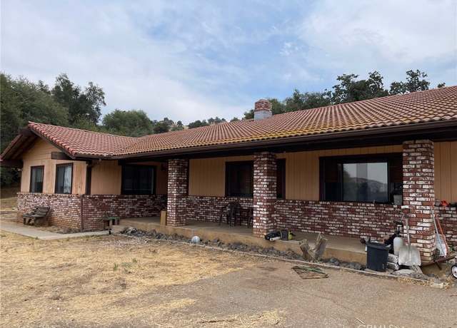 Property at 46596 Chuckwagon, Squaw Valley, CA 93675, 3 beds, 2.5 baths
