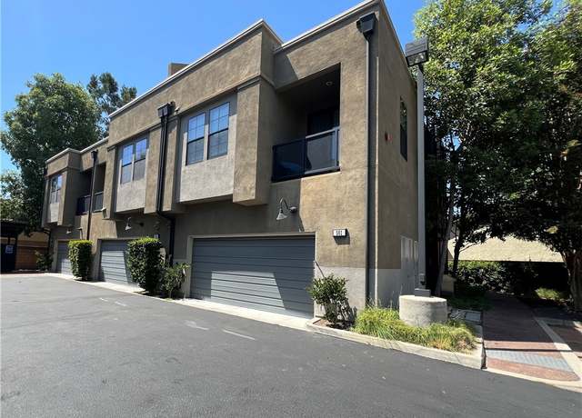 Property at 561 W Maple Ave, Orange, CA 92868, 3 beds, 2.5 baths