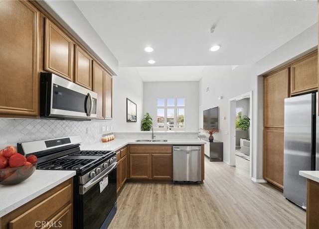 Property at 986 Coriander Dr #304, Hemet, CA 92545, 1 bed, 1 bath